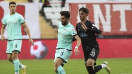Antalyaspor kupada Manisa FK'nın karşısında