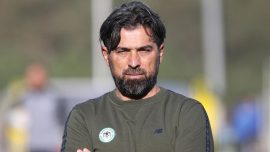 Konyaspor'da İlhan Palut takımının üst sıralarda kalmasını istiyor