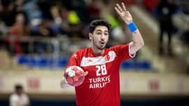 Milli hentbolcu Eray Karakoç Kuzey Makedonya'ya transfer oldu