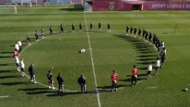 Benfica'dan depremzedeler için saygı duruşu
