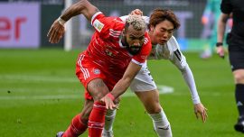 Bundesliga'da şampiyonluk yarışı nefes kesiyor