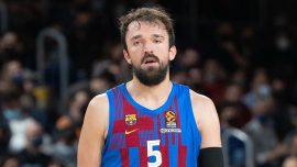 Milli basketbolcu Sertaç Şanlı'dan depremzedeler için destek çağrısı