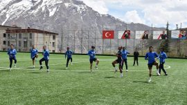 Kadrosunu güçlendiren Hakkarigücü play-off turunu geçmek istiyor