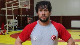 Milli güreşçi Selçuk Can "çifte bayram" yaşatmak istiyor