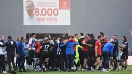 Altay'da kümede kalma sevinci