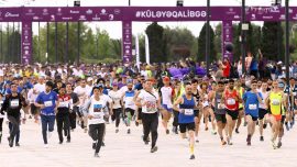Azerbaycan'da yarı maraton koşuldu