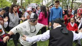 Engelli sporcular ve aileleri "Engelsiz piknik, kültür ve spor şenliği"nde buluştu