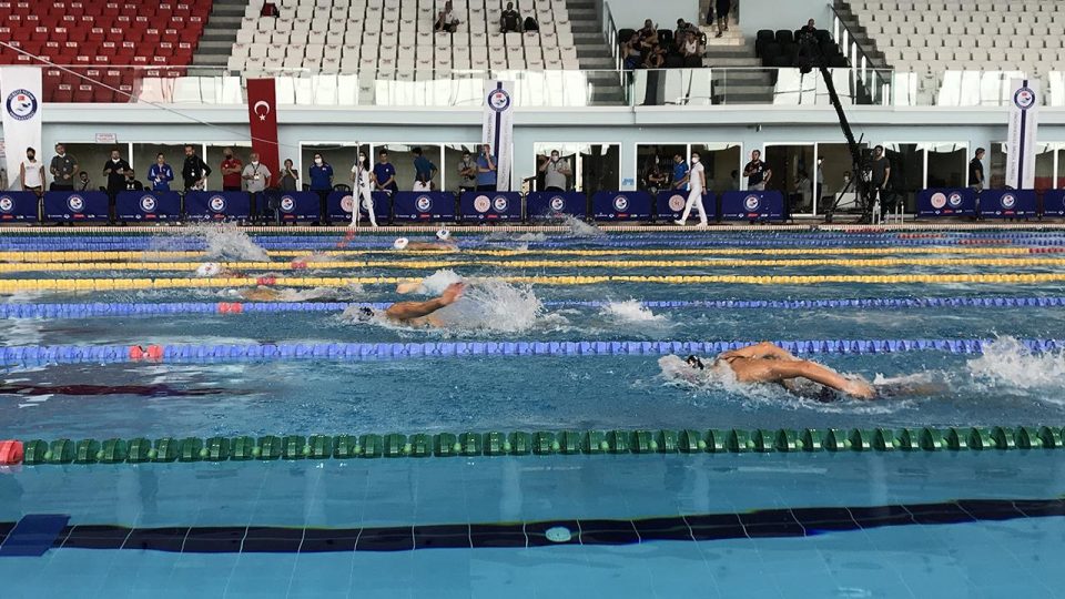 Genç milli yüzücüler 2023’te zirveyi hedefliyor