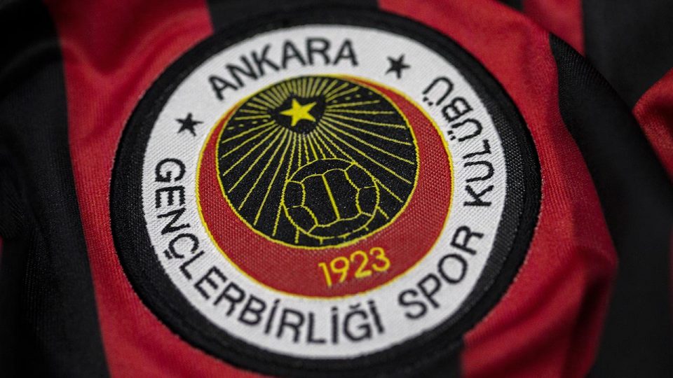 Gençlerbirliği’nde Erzurumspor FK’nın paylaşımına tepki