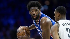 Joel Embiid NBA'de en değerli oyuncu seçildi