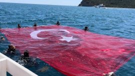 Kemer'de "Paris 2" batığına dalış etkinliği düzenlendi