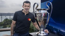 Luis Figo İstanbul'da harika bir atmosfer olacak