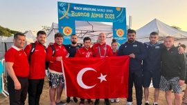 Plaj güreşinde milliler Arjantin'de iki madalya kazandı