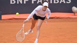 Roma Açık Tenis Turnuvası'nda Swiatek sakatlanarak çekildi