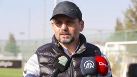 Teknik direktör Erol Bulut Süper Lig'de şampiyonluk yarışını değerlendirdi