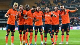 Başakşehir üç puanı üç golle aldı
