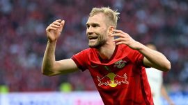 Bayern Münih Konrad Laimer'i transfer etti