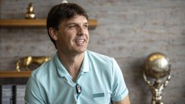 Fernando Morientes bel fıtığı tedavisi için Türkiye'ye geldi
