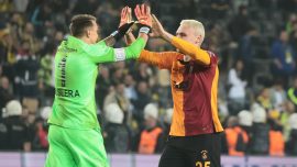 Galatasaray'ın vazgeçilmezleri Muslera ve Nelsson