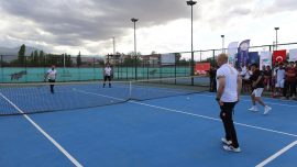 Iğdır'da Alagöz Holding 3. Kayısı Cup Tenis Turnuvası başladı
