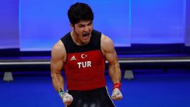 Milli halterci Muhammed Furkan Özbek 2 madalya kazandı