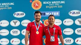 Milli sporcu Mahmut Özkaya Singapur'da gümüş madalya kazandı