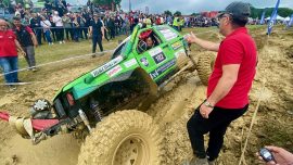 Off-road tutkunları Kocaeli'de mücadele etti