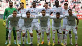 Sivasspor'da 9 futbolcunun sözleşmesi bitti