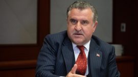 Bakan Bak, Avrupa Oyunları'nda madalya kazanan sporcuları tebrik etti