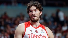 Cedi Osman San Antonio Spurs'e transfer oldu