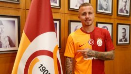 Galatasaray yeni transferi Angelino'yu KAP'a bildirdi