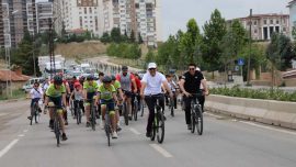 Kırıkkale'de pedallar sağlık için çevrildi