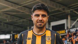Ozan Tufan "hat-trick" yaptı Hull City kazandı