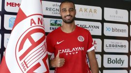 Antalyaspor Ramzi Safuri'yi transfer etti
