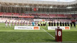 Sivasspor Hatayspor'u ağırlıyor