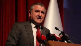 Bakan Bak TASKK başkanlığına yeniden seçilen Ali Düşmez'i tebrik etti