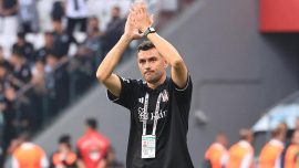 Beşiktaş'ta Burak Yılmaz'ın yardımcısı Hari Vukas oldu