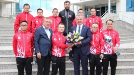 Down Sendromlu Özel Futsal Milli Takımı'na araç desteği