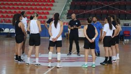 Hatay'ın kadın basketbol takımında hedef play-off