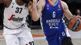 Anadolu Efes İtalya deplasmanında