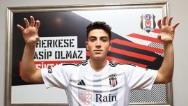 Beşiktaş Yakup Arda Kılıç'la profesyonel sözleşme imzaladı