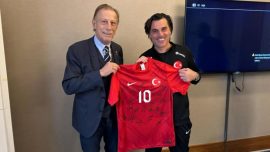 Daum Berlin'de A Milli Takımı ziyaret etti