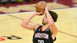 NBA'de Alperen'li Rockets uzatmada kaybetti