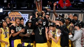NBA'in sezon için turnuvasını Los Angeles Lakers kazandı