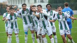 Sakaryaspor geçen sezonu "geride" bıraktı
