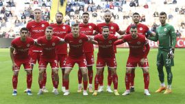 Antalyaspor Trabzonspor'u evinde yenmek istiyor