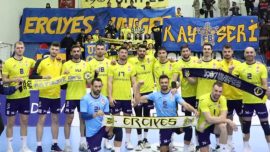 Efeler Ligi'nde Fenerbahçe Parolapara deplasmanda kazandı
