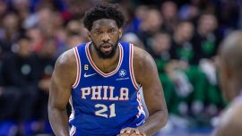 Joel Embiid NBA'de 70 sayı barajını geçen basketbolcular arasına girdi