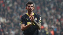 Samet Akaydın Panathinaikos'a transferi için Atina'da