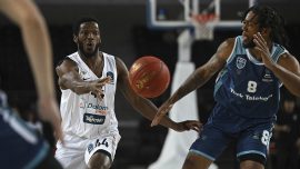 Türk Telekom Avrupa'da play-off için umutlandı